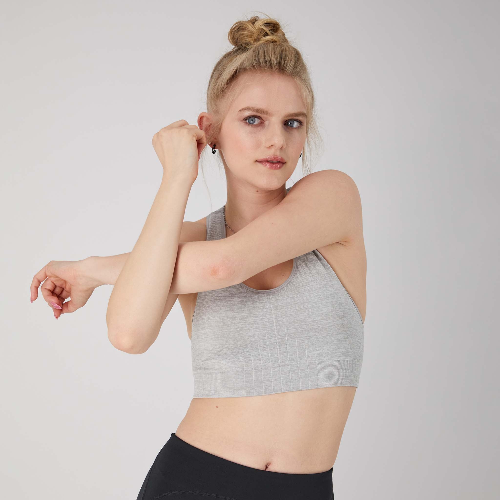 Women's C Logo Infinity Racerback Sports Bra - Seamless & Moisture Wicking